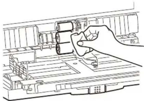 OKI Pro9420WT - NETTOYAGE DES ROULEAUX D'ALIMENTATION EN PAPIER DU BAC MF - 9