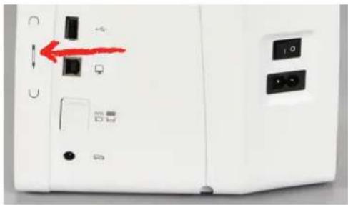 BERNINA 570 QE E - Fixation du stylet - 1