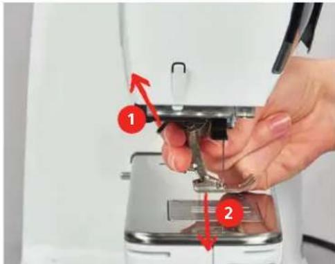 BERNINA 535 E - Changer le pied-de-biche - 1