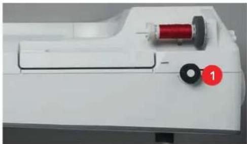 BERNINA 770 QE PLUS - Embobiner la canette - 2