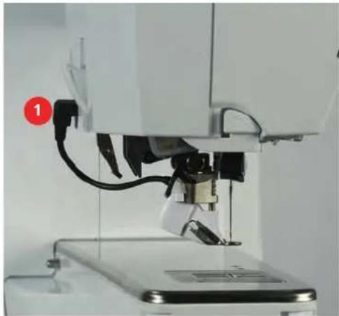 BERNINA 790 PLUS Crystal Edition - ATTENTION - 1