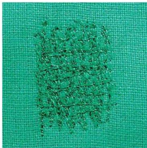 BERNINA 790 PLUS Crystal Edition - Reprisage manuel - 1
