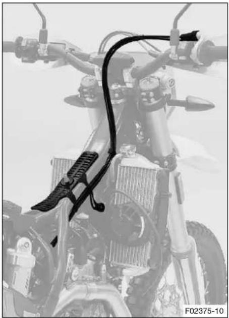 HUSQVARNA FE 501s (2021) - TRAVAUX D'ENTRETIEN SUR LA PARTIE-CYCLE - 1