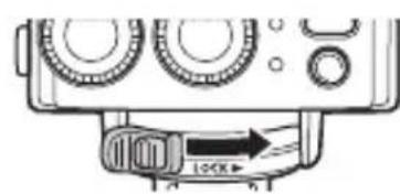 OLYMPUS FRWR - Inserting the batteries - 6