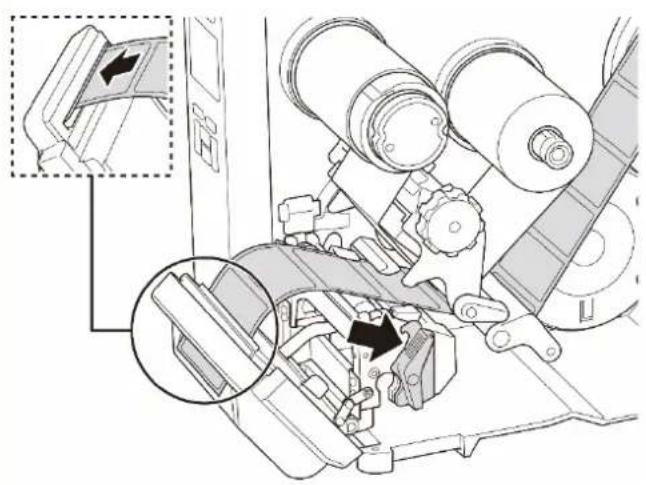 BROTHER TJ4422TN - Chargement du support en mode cutter (en option pour TJ-4420TN/tj-4520tn/tj-4620tn) - 2