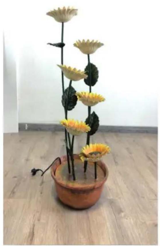 Blumfeldt Le Tournesol - 5: Der Brunnen ist nun fertig zusammengebaut und einsatzbereit. - 1