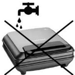 Concept VF3050 - NEVER IMMERSE THE APPLIANCE INTO WATER OR ANY OTHER LIQUID! - 1