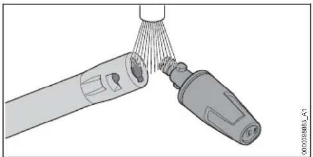 STIHL RE 170 Plus - Mondstukken en spuitlans rei-nigen - 1