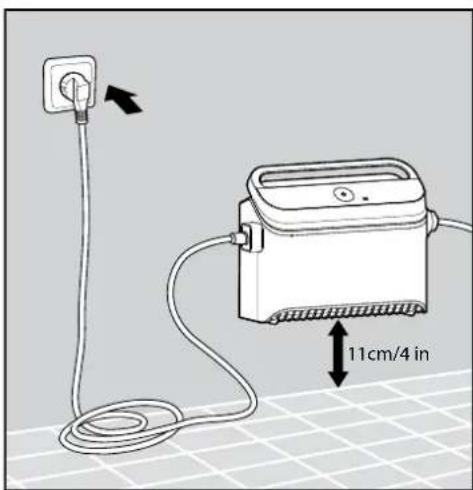 MAYTRONICS Dolphin M700 - Placez le robot nettoyeur dans la piscine. - 1