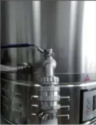 OneConcept Hopfengott 30 - Verwendung des Schnellanschlusses - 2