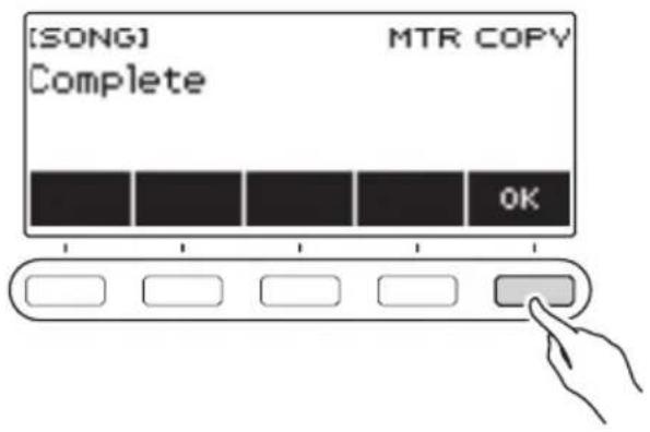 CASIO CTS400 - Quand « Complete » apparaît sur l'affichage, appuyez sur OK. - 1