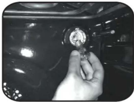 HOOVER HOVEN 500 HOZ6901INE - RIMOZIONE DELLO SPORTELLO DEL FORNO - 7