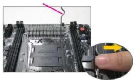 GIGABYTE GA8I915P DuoA - Installazione di una CPU Intel (saltare questa fase se la schedad madre ha una CPU integrata) - 3