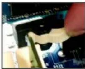 GIGABYTE GAG31S3L - 1-5 安装介面卡 - 4