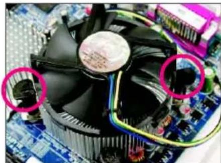 GIGABYTE GA73PVMS2H - 1-3-2 安装散热风扇 - 2