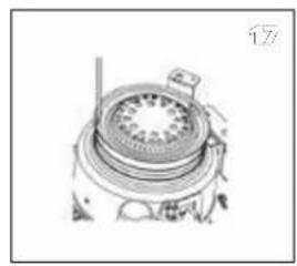 QLIMA R7227STC2 - L PRIMA DI PROCEDURE ALLA SOSTITUZIONE DELLO STOPPINO, LA STUFA DEVE ESSERE SPENTA E COMPLETAMENTE FREDDA. - 3