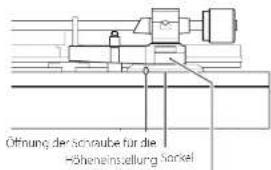 TEAC TN5BB - Fuhren Sie den mitgelieferten Sechs kantschlüssel (2,5mm) in die Öffnung der Schraube für die Höheneinstellung ein und drehen Sie gegen den Uhr zeigersinn auf, um den Tonarm-Träger zu losehen. - 1