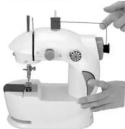 Emerio SEW122275 - De naald vervangen - 2