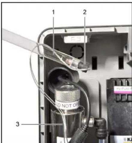 Kärcher WPD 200 Basic - UV-valonlähteen Irrolttaminen ja asentaminen - 4