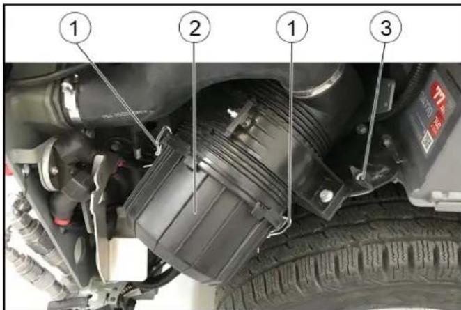 Kärcher MC 130 Adv - Καθαρισμός / αλλαγή φίλτρου αέρα - 1
