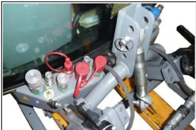 Kärcher MC 130 Adv - Installing the front power lift - 2