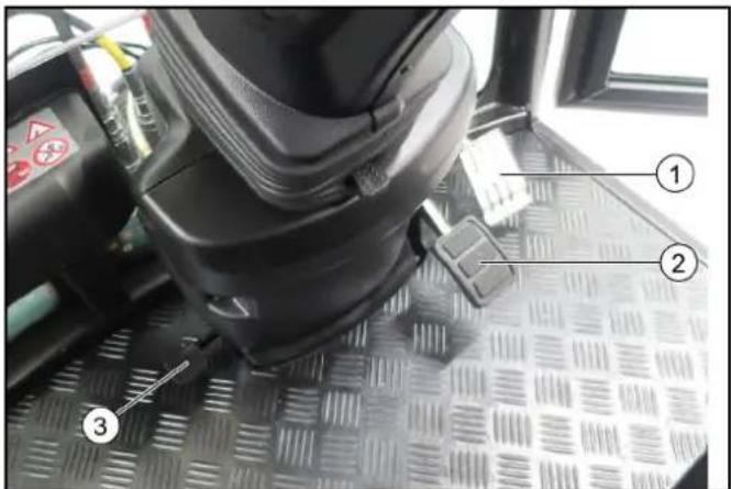 Kärcher MC 250 STAGE V - Pedales - 1