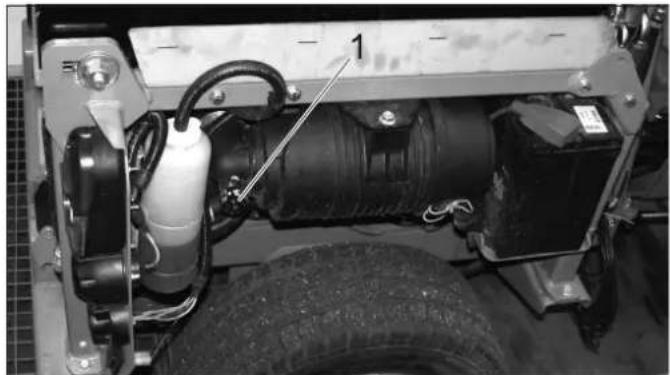 Kärcher MC 50 Advanced Comfort - Vérifier le filtre à air - 1