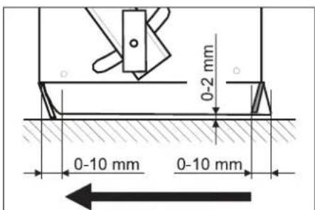 Kärcher KM 7540 W Bp Pack - Anhebung der Grobschmutzklappe einstellen - 2