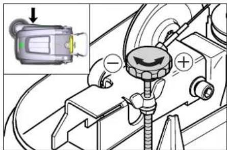 Kärcher KM 7540 W Bp Pack - Régler l'abaissement du balai latéral - 1
