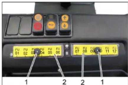 Kärcher KM 120250 R Bp Classic - Changing the blinker bulb (option) - 1
