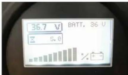 Kärcher KM 105180 R Bp Pack Classic - Check charging status of battery - 1