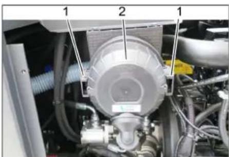 Kärcher KM 120250 R D Classic - 检查和更换空气过滤器 - 1