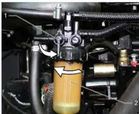 Kärcher KM 150500 R D Classic - Sostituire ilchio del carburante - 1