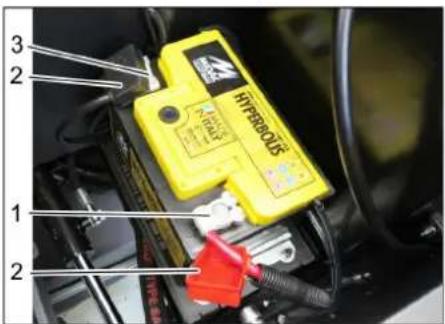 Kärcher KM 120250 R LPG Classic - Introducerea și conectarea acumulatorului - 1