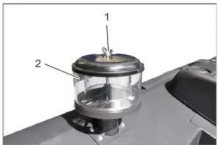 Kärcher KM 120250 R LPG Classic - Limpiar el separador centrífugo - 1