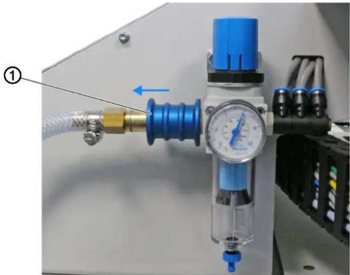 Dürkopp Adler 755 A - Débrancher l'alimentation en air comprimé - 1