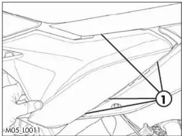 Beta RR 2T 200 (2022) - DÉMONTAGE ET REMONTAGE CARÉNAGE FILTRE À AIR - 1