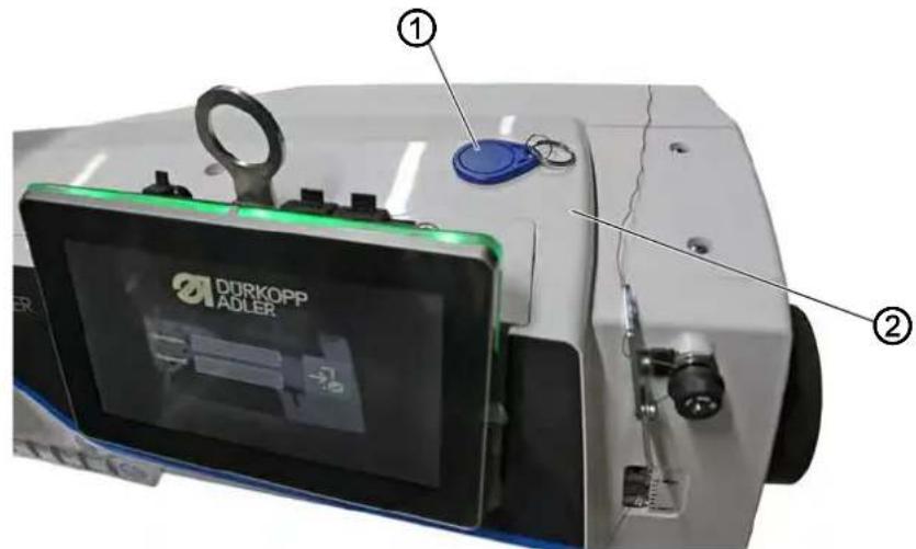 Dürkopp Adler D868 - Se connecter avec une puce NFC (en option) - 1
