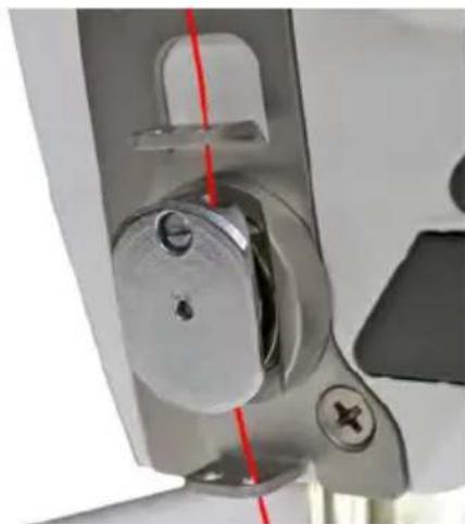 Dürkopp Adler D669 - Sur les machines avec pince-fil (en option) - 1