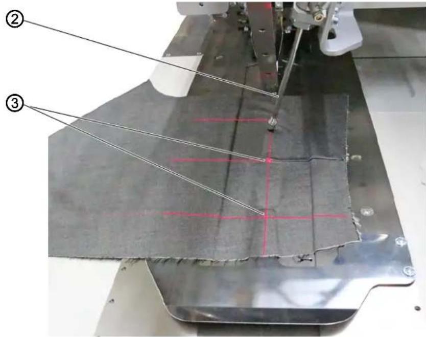 Dürkopp Adler 756 A - EXEMPLE : Poches arrière de pantalon sans rabat, avec fond de poche intérieur - 2