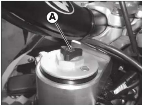 Beta RR 2T 250 (2015) - RÉGLAGE DE LA FOURCHE RÉGLAGE DU FREIN EN EXTENSION - 1