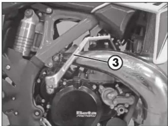 Beta RR 2T 250 (2015) - ARRANQUE CoN moToR CALIENTE - 1