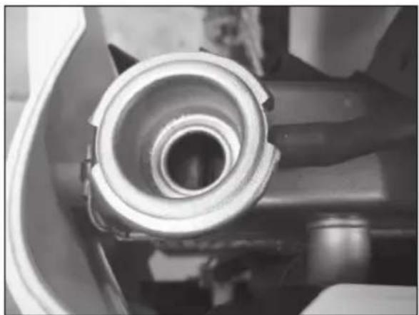 Beta RR 2T 250 (2015) - ComPRObACION DEL NlvEl Del floTADoR - 4
