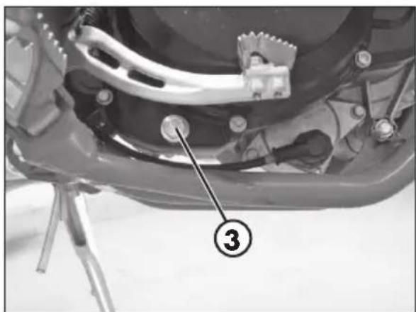 Beta RR 2T 250 (2015) - CHANGING THE GEAR AND CluTCH Oil - 1