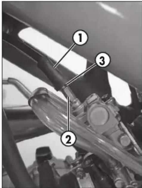 Beta RR 2T 250 (2015) - AdjuSTiNG THE HANDIEBARS - 1