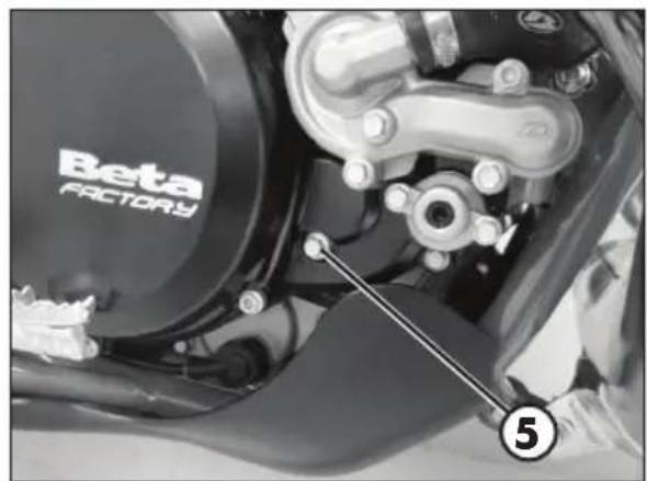 Beta RR 2T 250 (2015) - sUsTITUCION ACEITE CAmblo/EmbRAgUE - 3