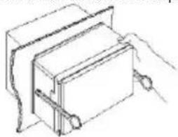 BLAUPUNKT Amsterdam 290 BT - Rimozione del dispositivo - 4