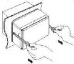 BLAUPUNKT Amsterdam 290 BT - Sejmutí maskovacího rámečku - 4