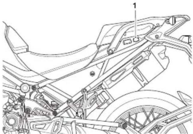 TRIUMPH Tiger 1200 (2022) - Prise électrique pour accessoires avant - 1