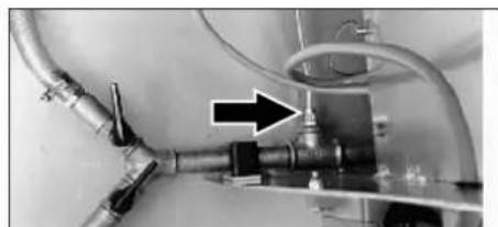 Kärcher RBS 6014 - Mettre la pompe de dosage en place - 3